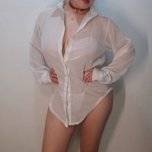 大码白衬衫女长袖性感中长款宽松男朋友透视情趣女防晒衣