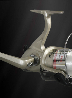 Kumyang 韩国品质出口型前卸力纺车轮带渔线 海钓抛竿海竿 入门级