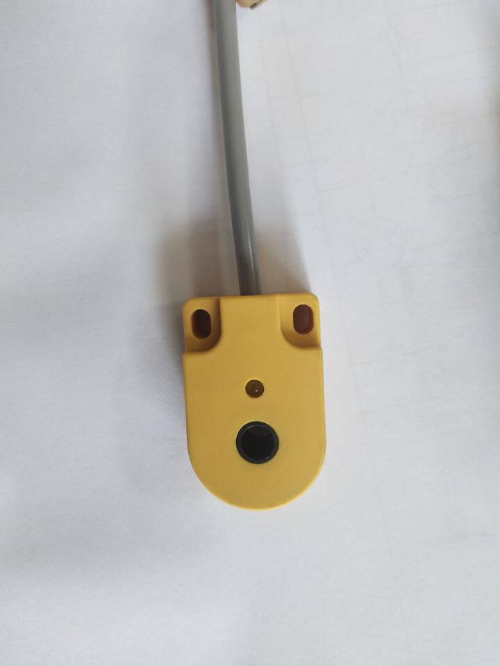 电容式环型接近开关常开常闭传感器高速检测螺丝液体孔径可订制