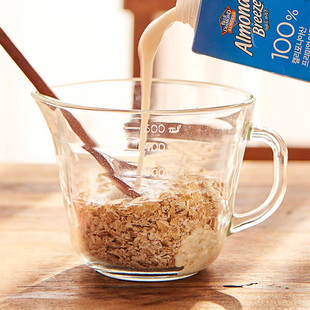 玻璃量杯带刻度有手柄带盖食品级牛奶杯耐高温微波炉家用烘焙打蛋