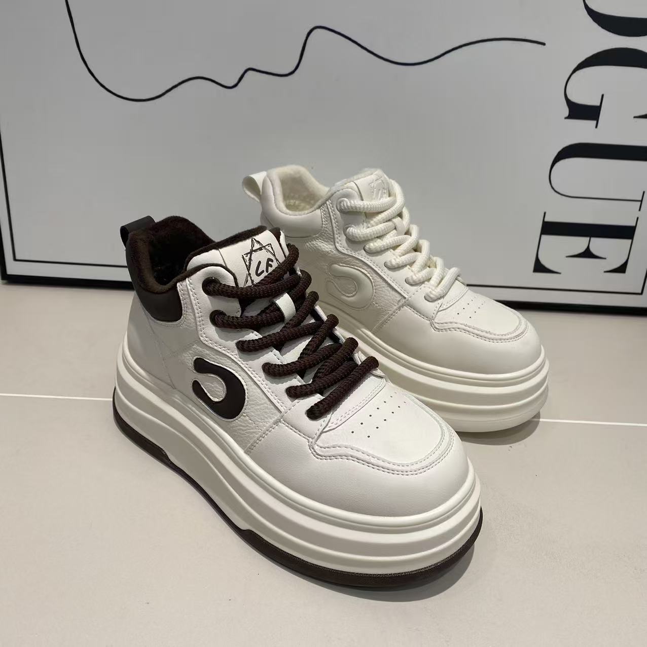 冬季新款女款真皮高帮加棉休闲厚底板鞋时尚百搭厚底小白鞋