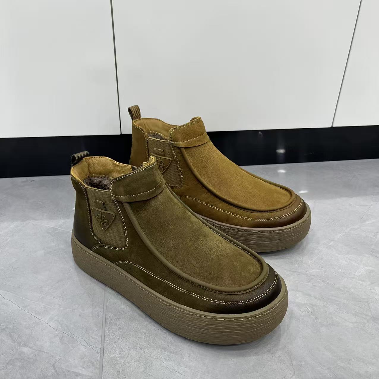 冬季新款男鞋牛皮加棉保暖高帮休闲鞋时尚百搭舒适防滑底男鞋