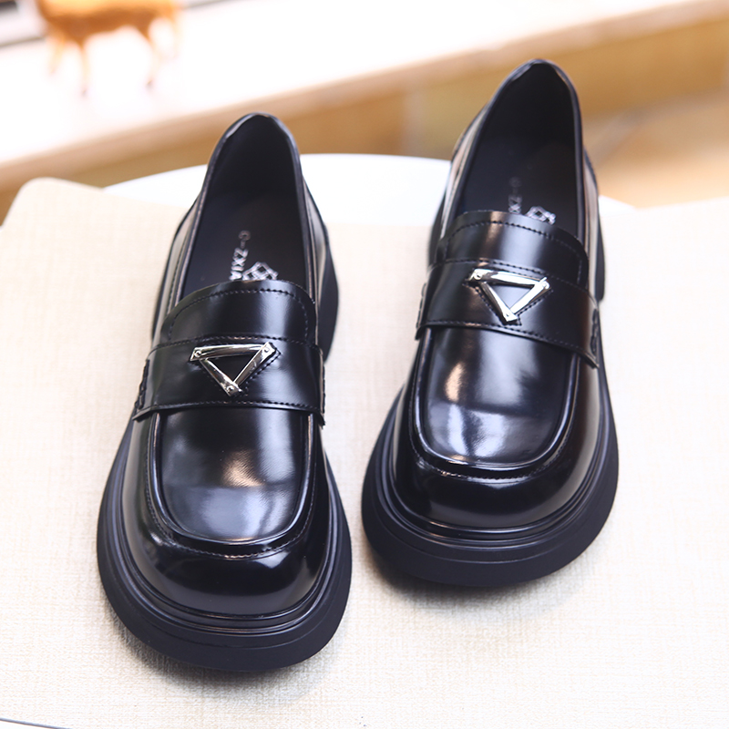 厚底套脚复古百搭圆头乐福鞋