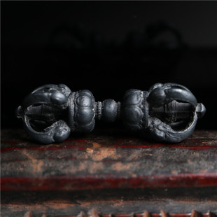 西藏精工天铁托甲黑漆古皮壳五股金刚杵吊坠藏式随身降魔杵小吊坠