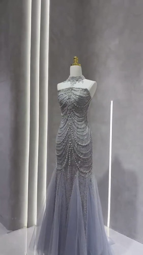 【出租】灰蓝雾霾蓝礼服女鱼尾裙链条抹胸主持订婚礼仪高级感显瘦