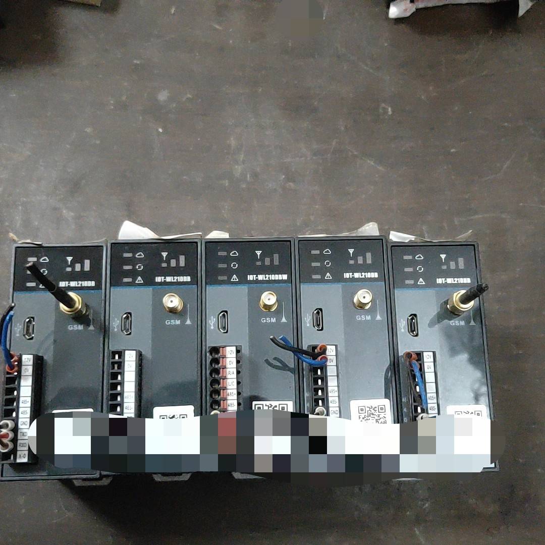 议价-电梯通讯模块IOT-WL210DB 实物拍摄，功能