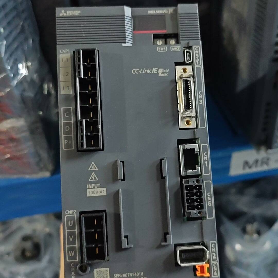 议价-三菱伺服驱动器MR-JE-200C，2KW功率。