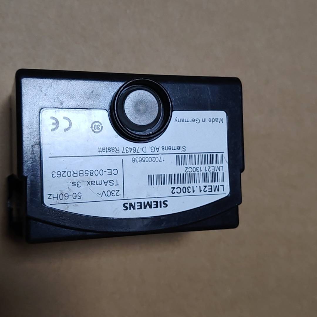 议价-LME21.330C2西门子燃烧机控制器，进口原装