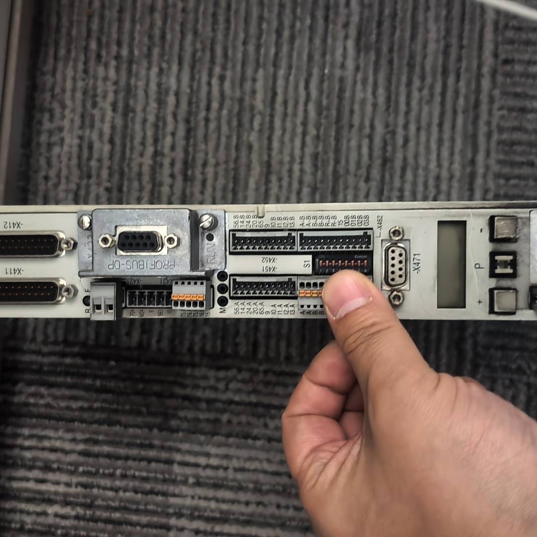 议价-西门子伺服驱动器轴卡 6SN1118-0NH01-0AA0