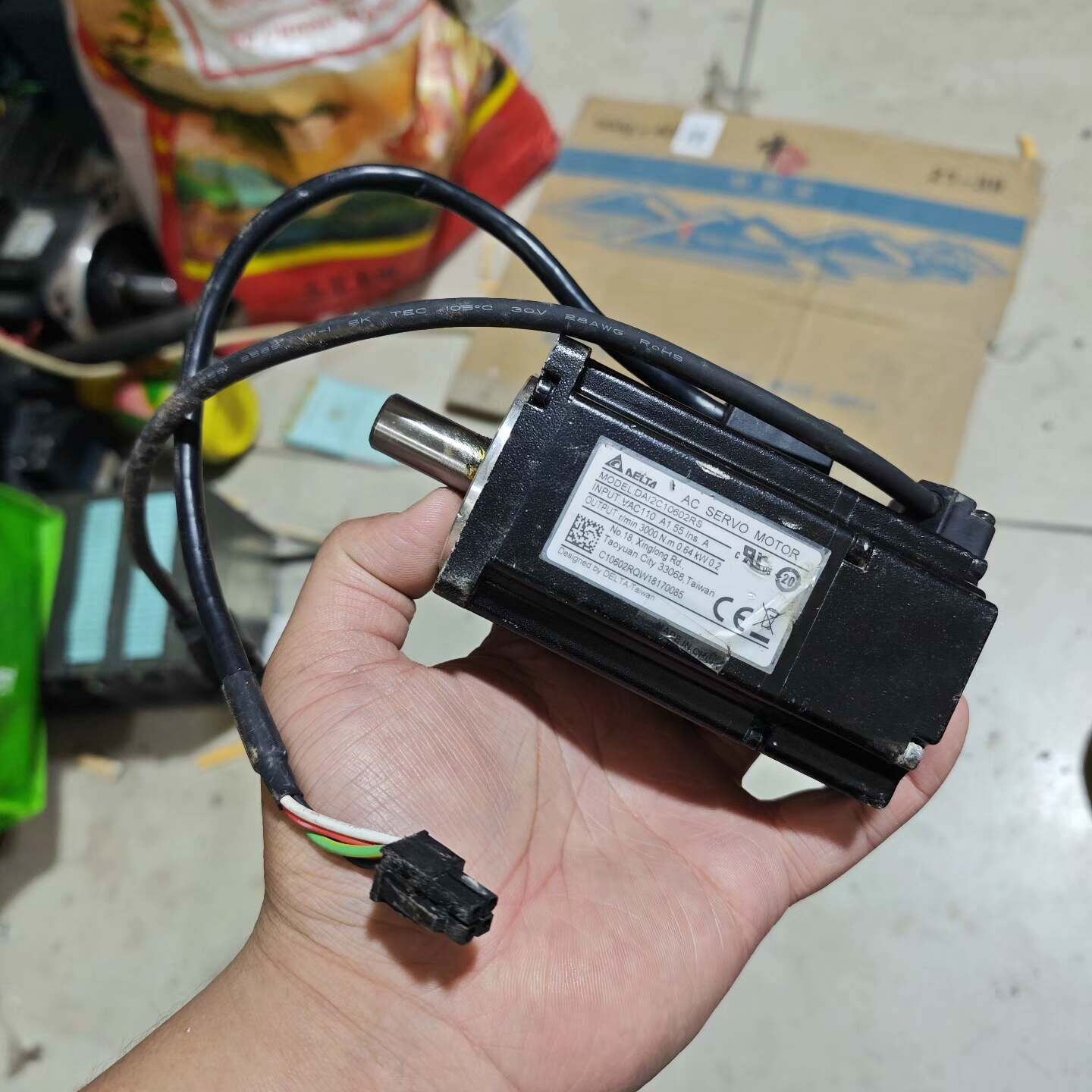 议价-台达伺服电机，DAI2C10602RS，0.2kw，成色如