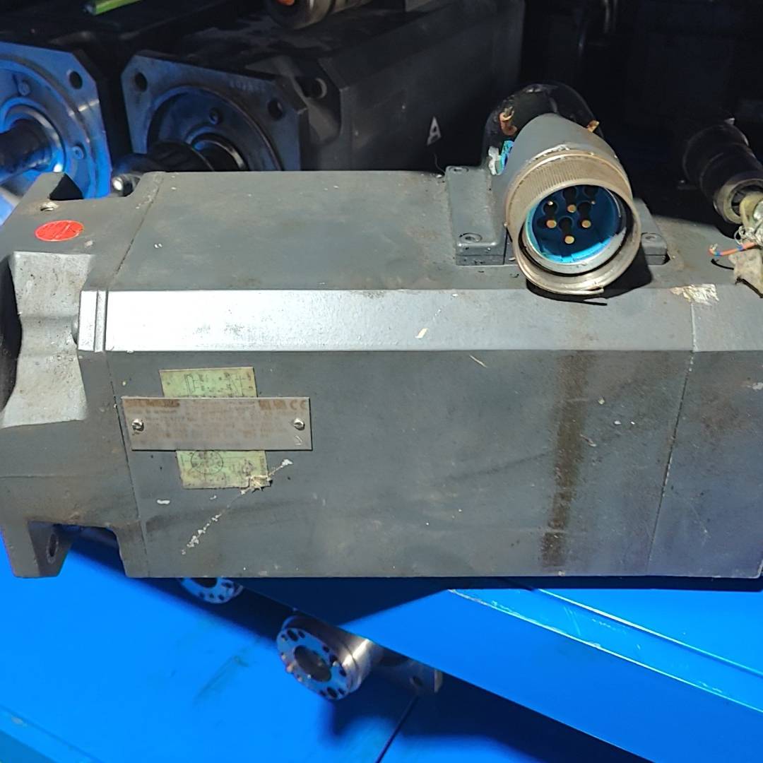 议价-1FT6086-8AF71-1AG1-Z功能完好，接口破损，