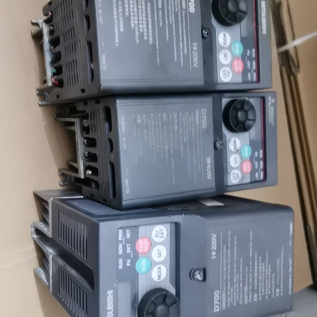 议价-拆机三菱D700变频器 FR-D720S-0.4K-CHT/