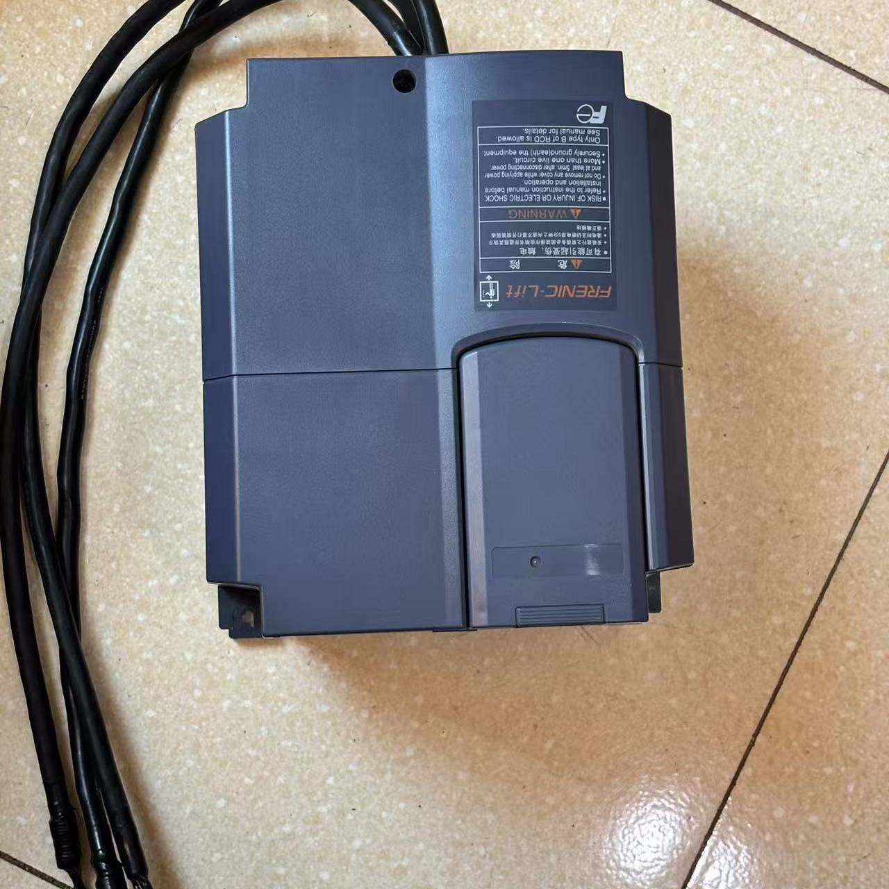 议价-富士达电梯变频器DT32LL1S-4CN 拆机件 功能