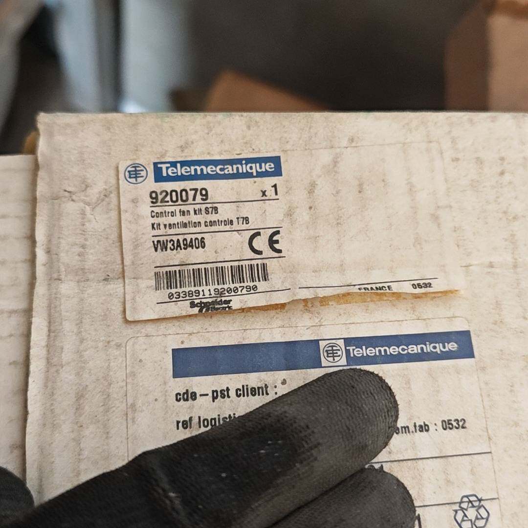 议价-Telemecanique控制风扇 kit S7B，货号VW