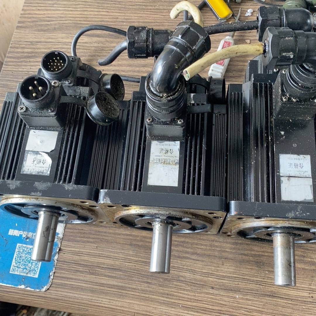 议价-杭州中达电机130SFM-  6牛米二台 ，单价285