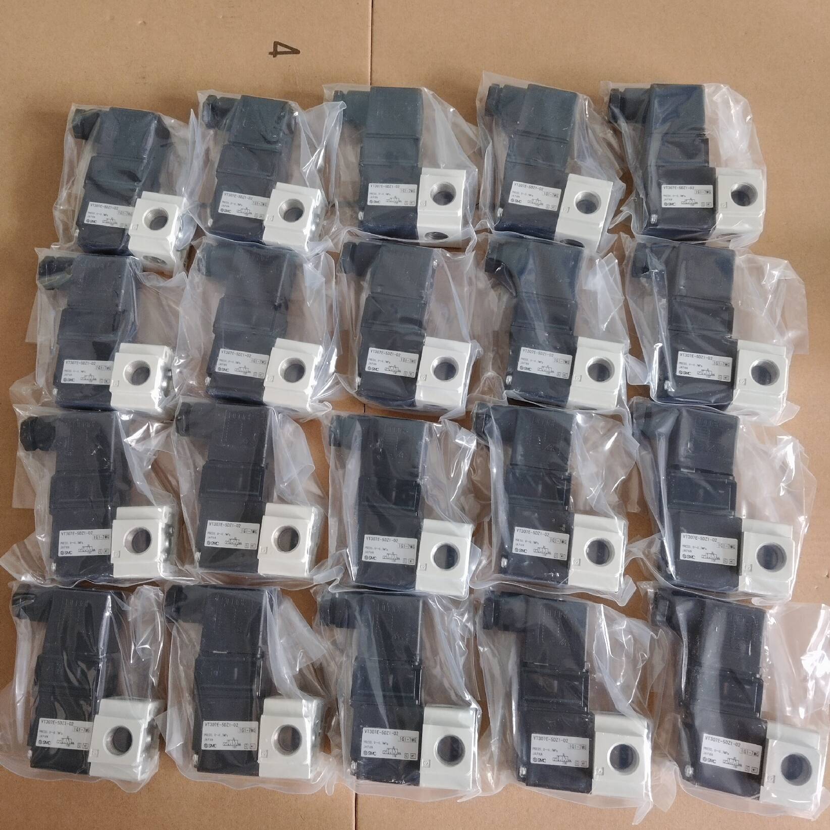 议价-全新原装正品SMC电磁阀 VT307E-5DZ1-02，有