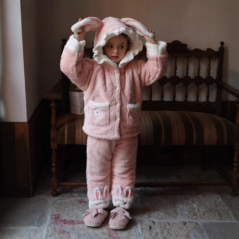 鱼飞云游冬季女童家居服保暖珊瑚绒羊羔绒卡通睡衣加绒可外穿套装,童装/婴儿装/亲子装,家居服套装,淘宝优惠券,粉丝福利购,淘宝优惠卷