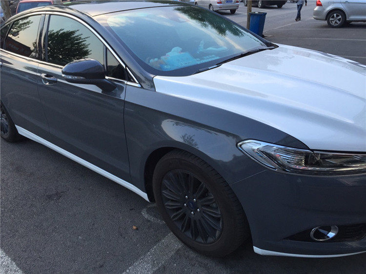 福特野马改色水泥灰 车身改色 漆面贴膜 电镀 哑光 冰膜