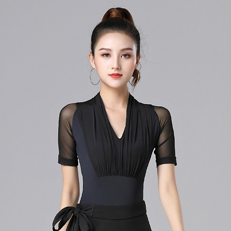 0拉丁舞练功服上衣女时尚新款走秀跳广场舞服装形体舞衣女上衣