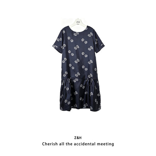 ZH【雾染青禾】圆领舒适简约连衣裙女洋气百搭气质