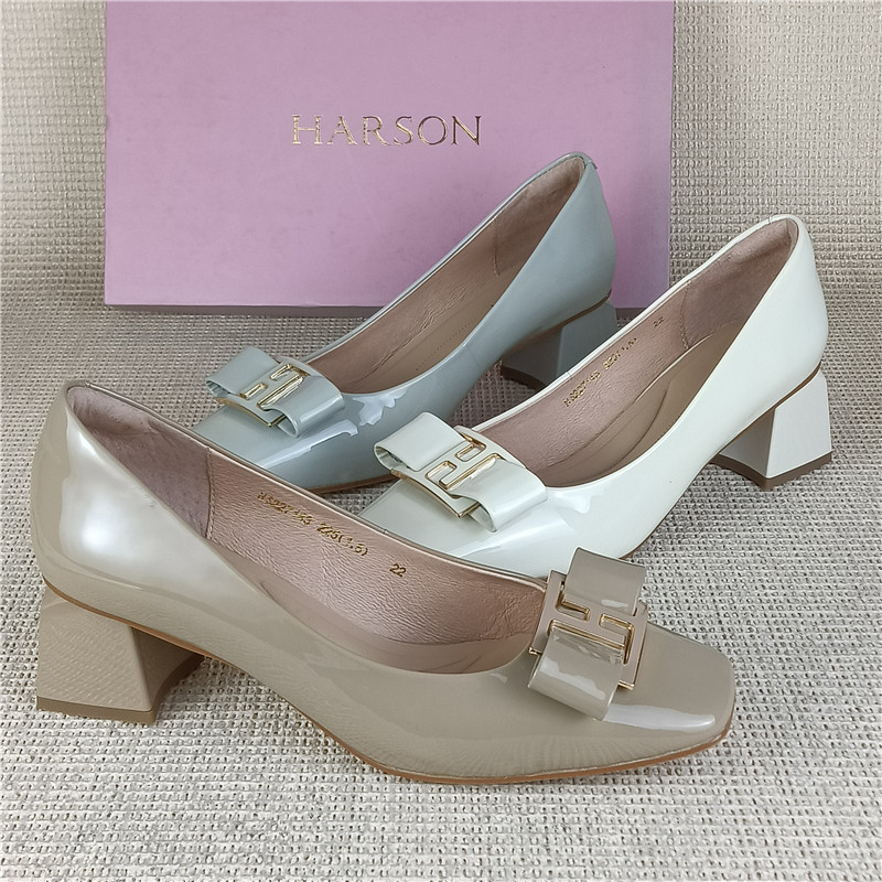 哈森正品撤柜断码处理真皮女鞋