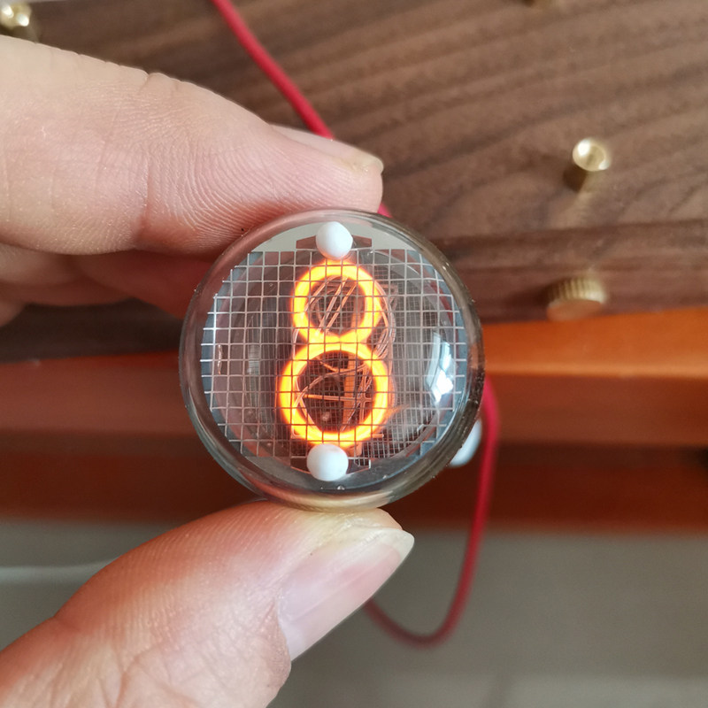 苏联IN4辉光管电子数码管diy创意赛博朋克复古时钟使用感如何?