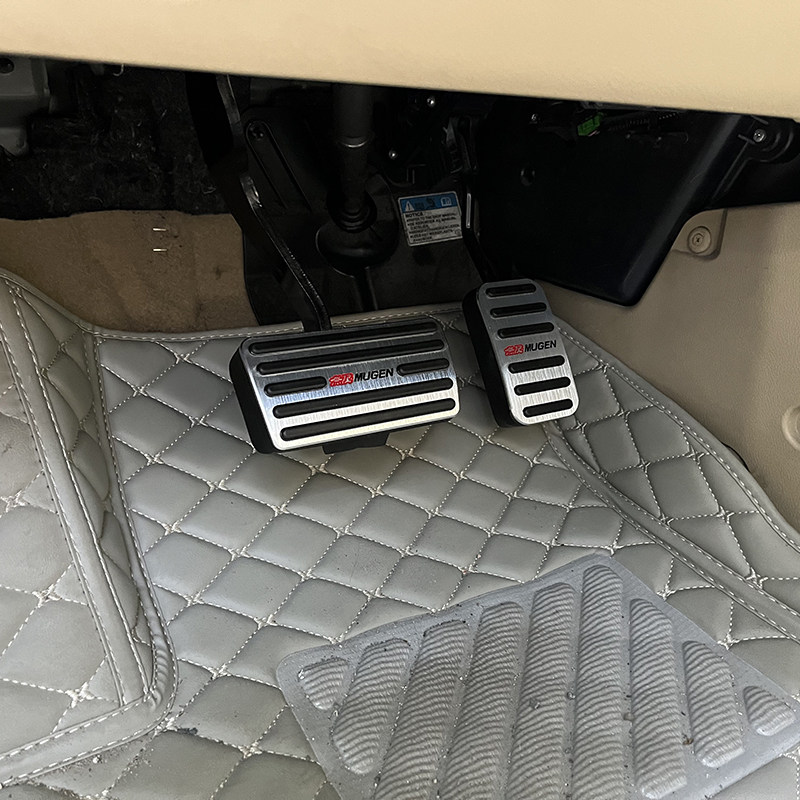 适用于07/08/09/10/11款本田CRV改装防滑垫油门刹车脚踏板免打孔