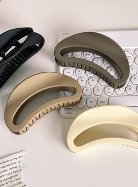 法式复古镂空月牙发夹大号后脑勺高级感盘发抓夹鲨鱼夹子发饰