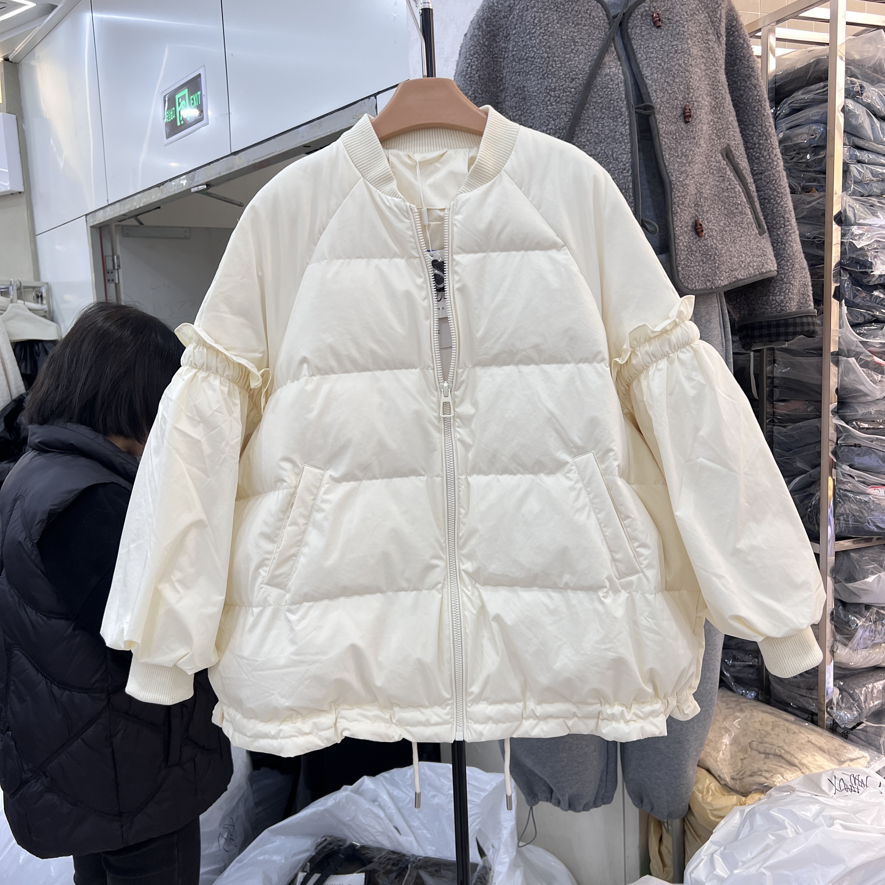 棒球领花边面包羽绒服女欧洲站2025冬新款欧货女装加厚短外套5202