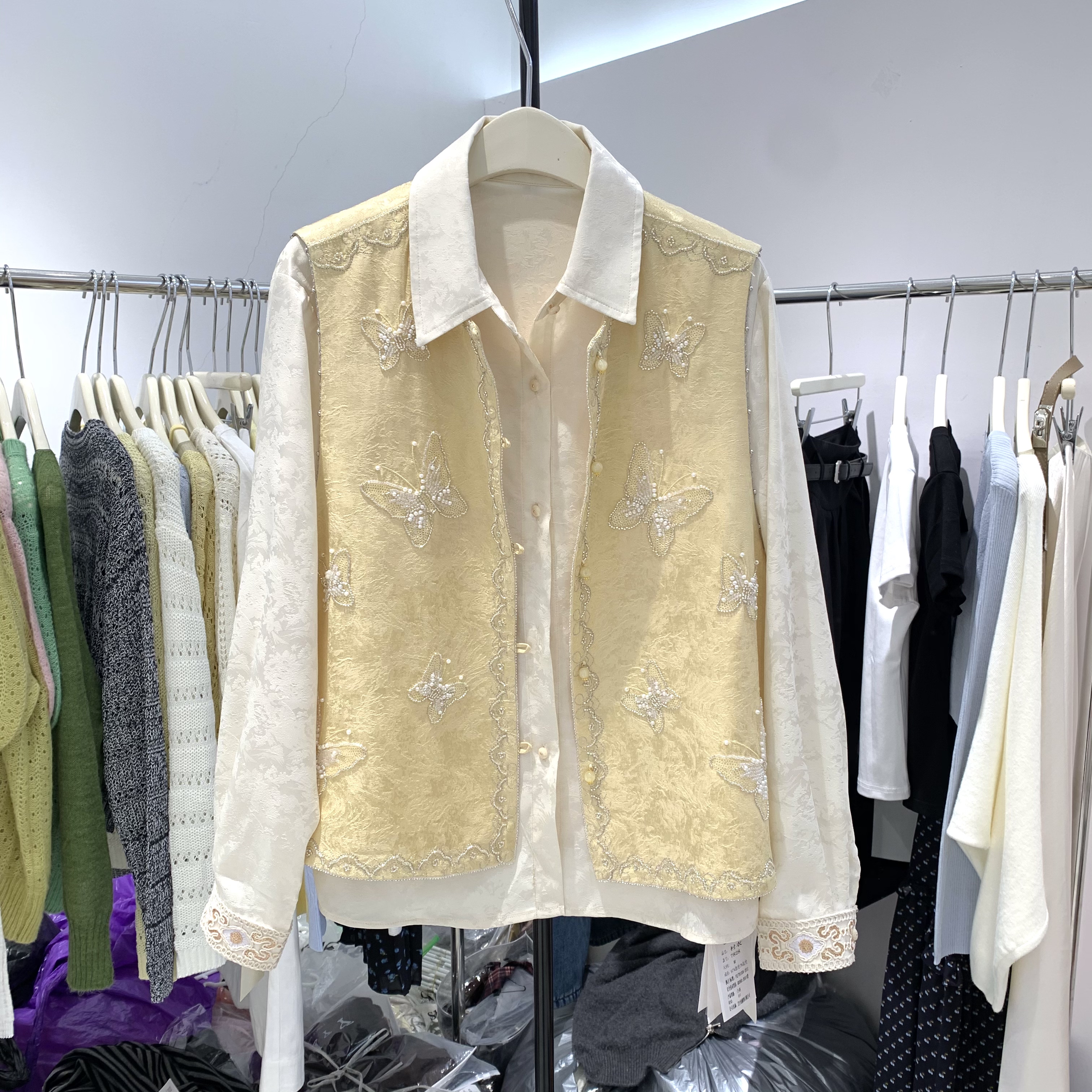 2026早春新款新中式国风重工刺绣钉珠马甲背心女绣花圆领百搭坎肩