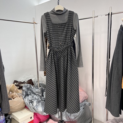 2025秋复古格子背带裙+长袖打底T恤收腰显瘦两件套连衣裙套装女60