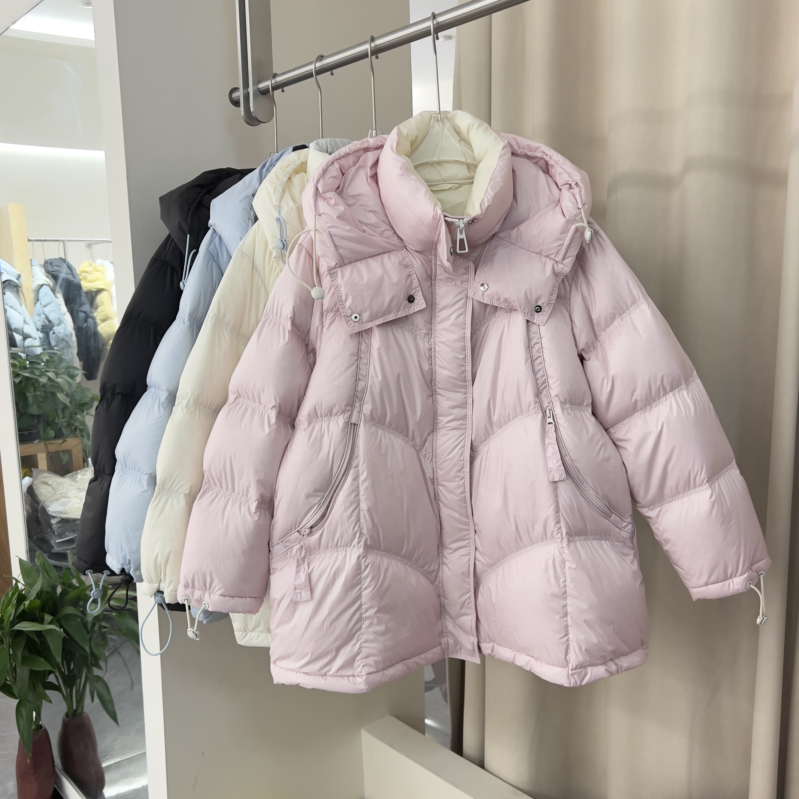 黑色连帽羽绒服女2025冬新款加厚宽松显瘦中长款白鸭绒外套88909