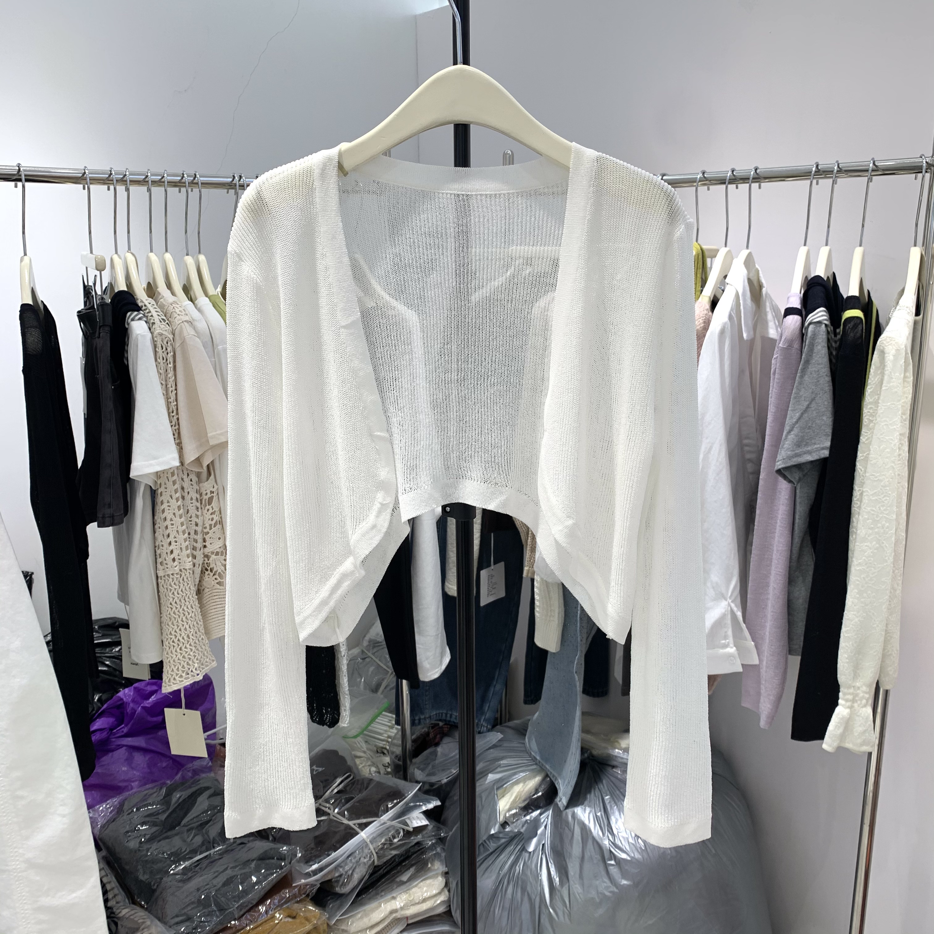 冰丝针织开衫薄款女春夏黑色小披肩上衣吊带外搭防晒罩衫外套薄纱