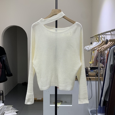 2026春季韩系复古慵懒挂脖斜领露肩镂空针织衫女短款收腰防晒罩衫