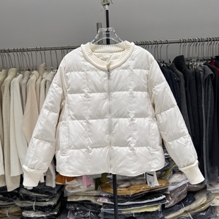 韩版休闲减龄小方格针织圆领羽绒服女宽松厚保暖90白鸭绒外套323