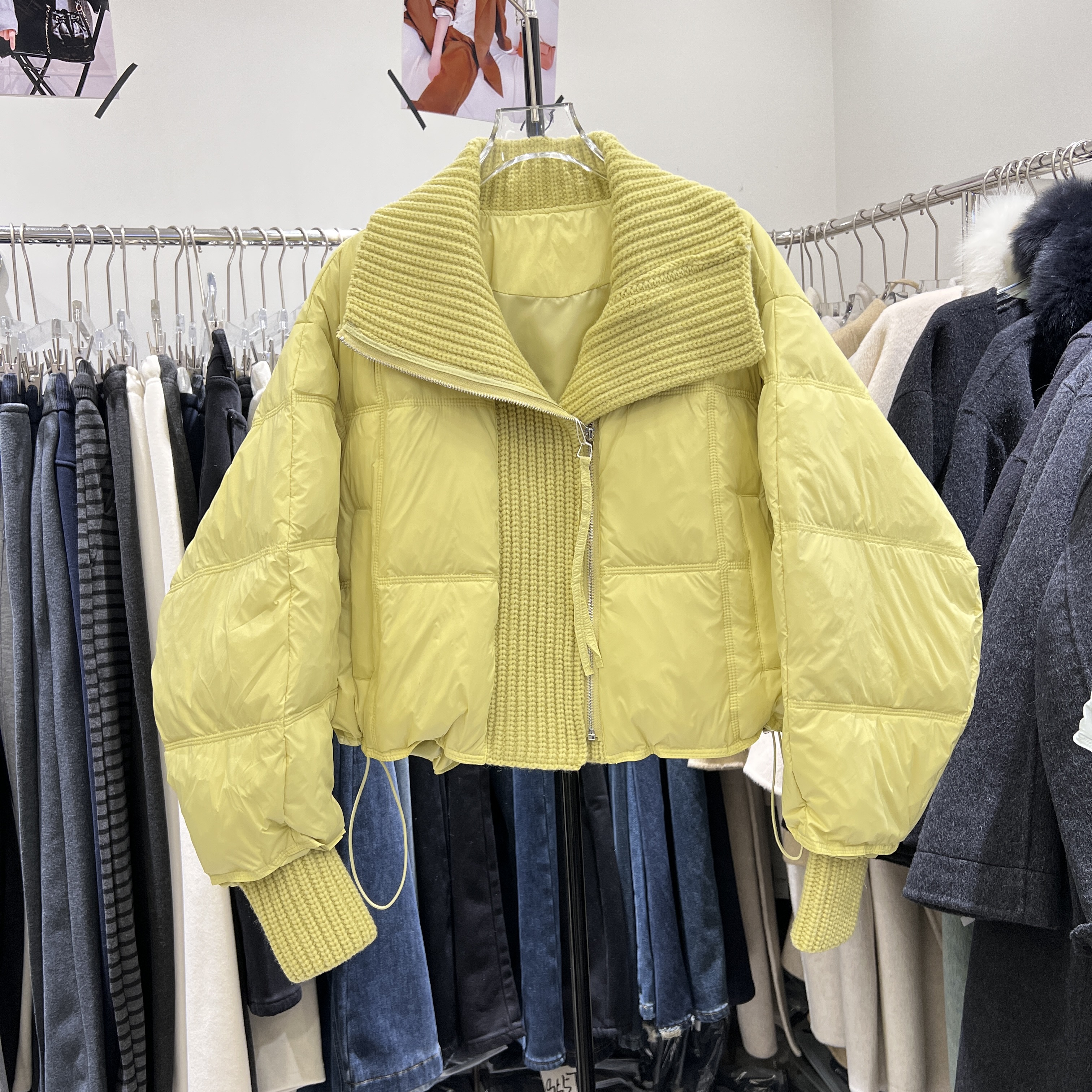 欧货2025冬季新款羽绒服女90白鸭绒针织翻领高级感小个子面包服潮