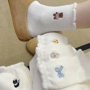 秋冬韩系ins卡通刺绣小动物保暖居家中筒袜澳绒软糯加厚袜子女