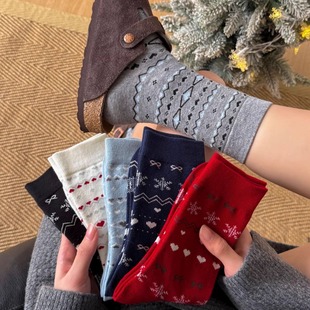 费尔岛四季 无骨棉袜蝴蝶结爱心中筒堆堆袜子女日系复古ins圣诞 款