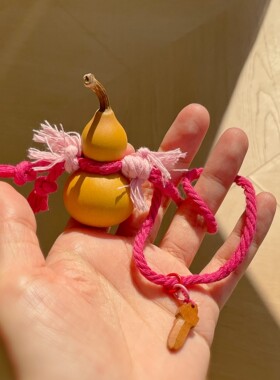 祛霉运正能量葫芦桃木小剑个性书包挂件可爱好运吉祥车载挂饰公仔