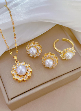 项链女2025新款珍珠太阳花朵轻奢小众耳环耳钉高级感大气配饰套装