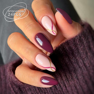 穿戴甲跨境流光溢彩中款杏仁美甲甲片简约金色条纹指甲