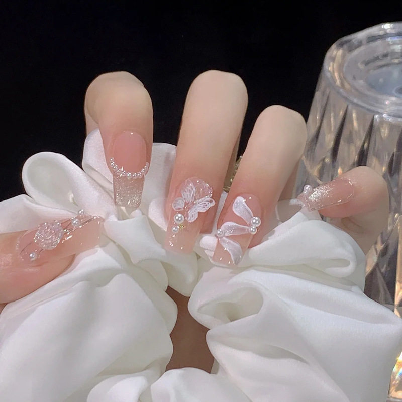 爆款穿戴甲中长款美甲片白色飘带蝴蝶结指甲贴片假,彩妆/香水/美妆工具,穿戴甲/甲片,淘宝优惠券,粉丝福利购,淘宝优惠卷