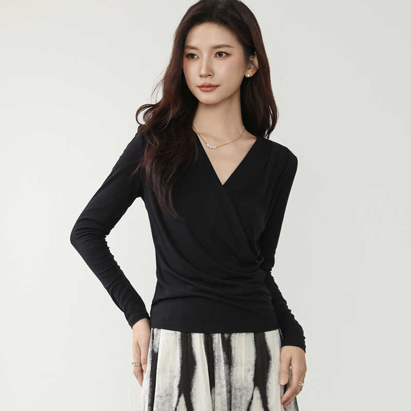 秋冬女神款交叉V领桑蚕丝百搭