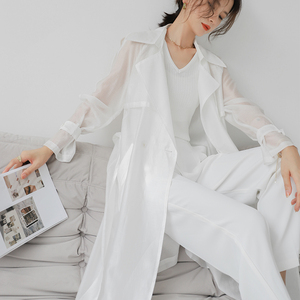 白色防晒风衣外套女夏新款防晒服长款全身收腰冰丝防晒衣薄纱外穿