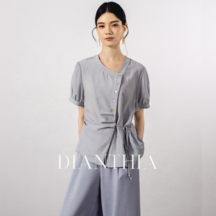 DianThia斜扣领衬衣女2026新款都市柔权风不对称系带收腰短袖衬衫