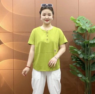妈妈夏装薄款百搭短袖t恤2025年夏季新款中老年宽松大码遮肚上衣
