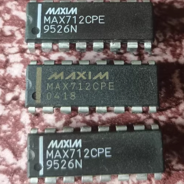 进口正品 MAX712EPE MAX712CPE MAX713CPE MAX713EPE DIP-16 现货