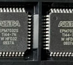 EPM7032STI44-7N 可编程逻辑器件 EPM7032S QFP44 EPM7032STI44-7