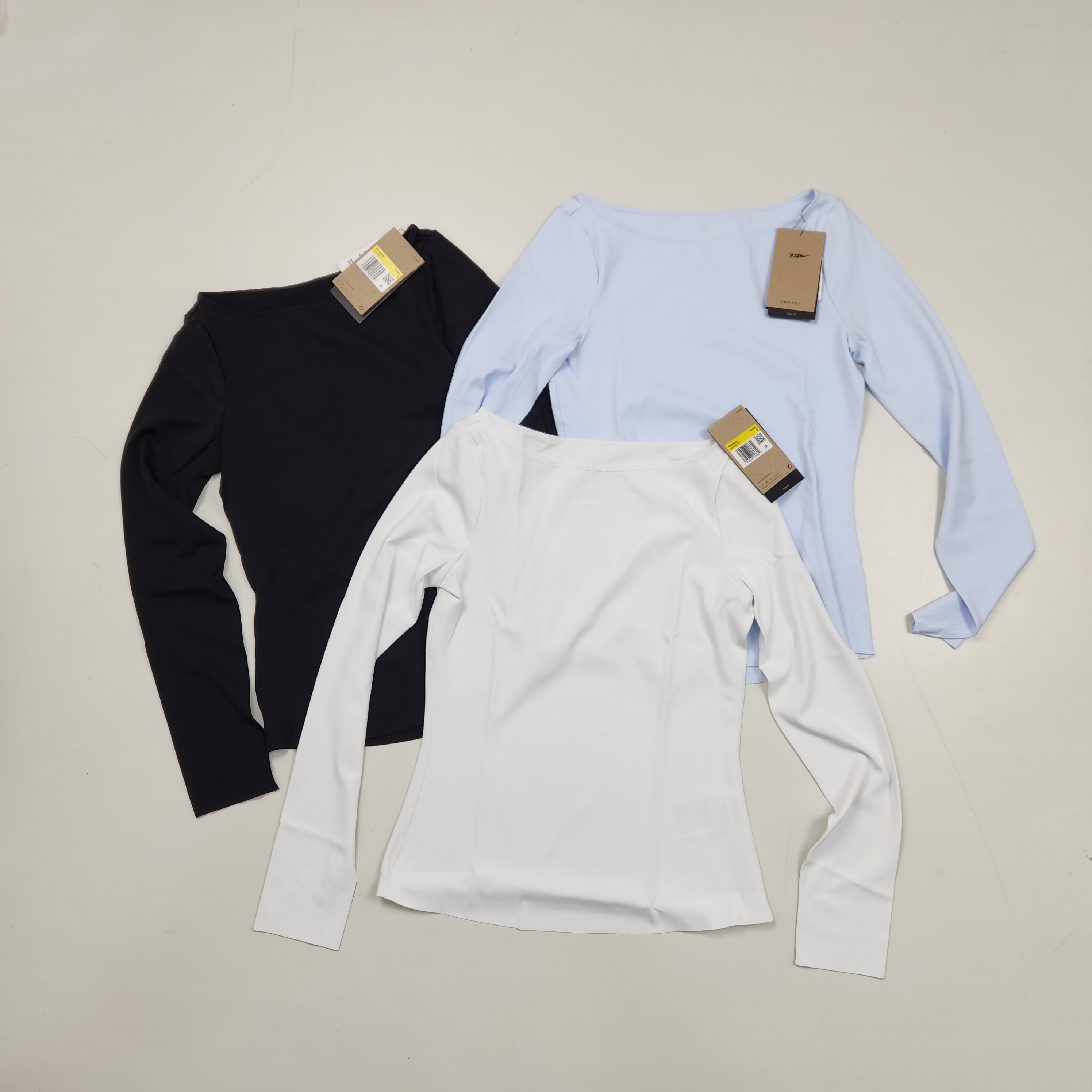 酷动城 Nike女士速干修身显瘦瑜伽健身紧身运动长袖T恤DQ6035-121