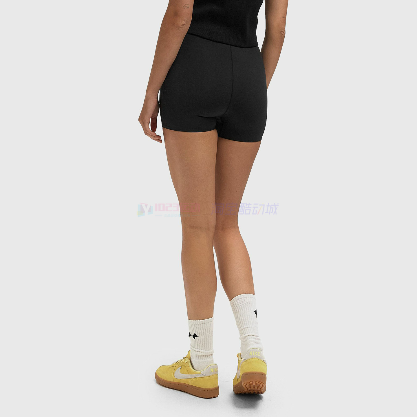 酷动城 Nike Form女子跑步骑行瑜伽健身训练平角紧身运动短裤HQ70